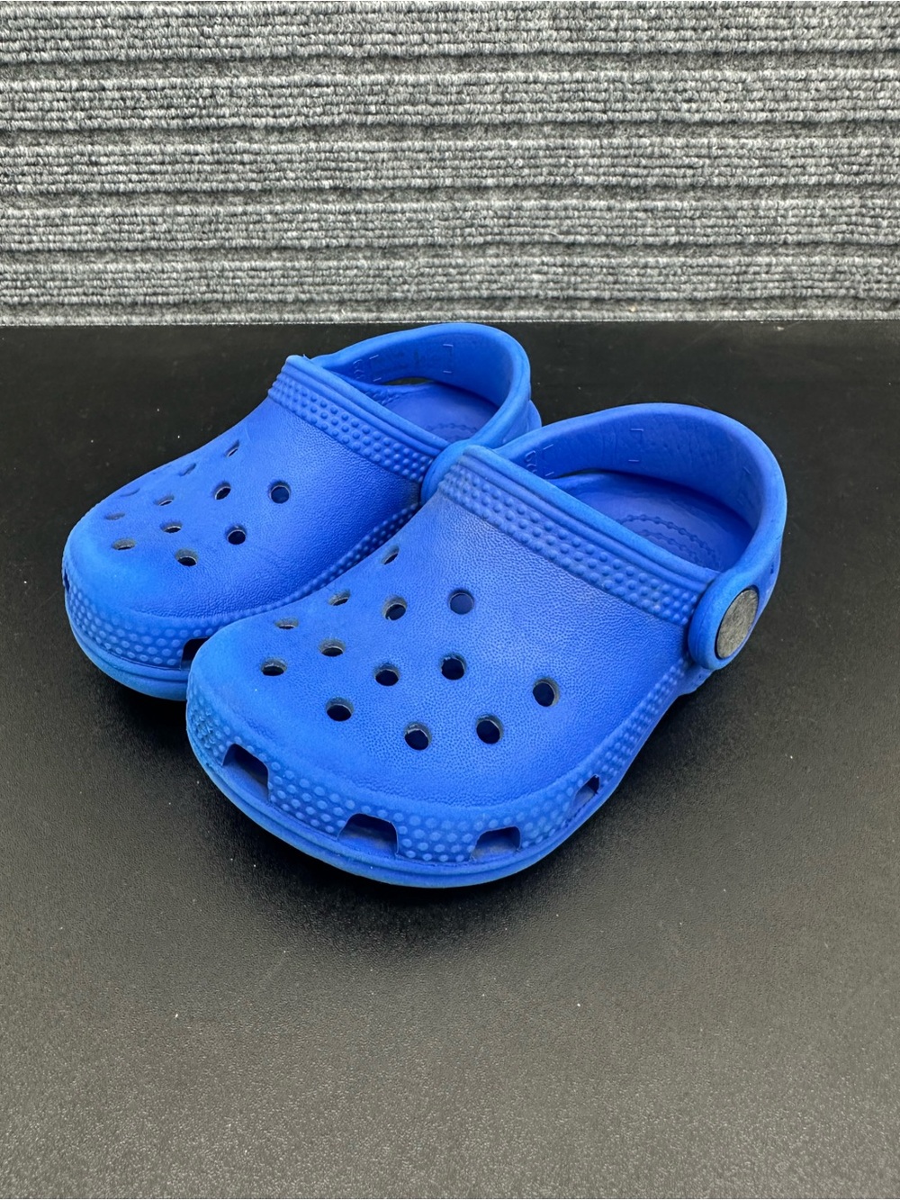 Crocs 6c - Picture 3 of 5
